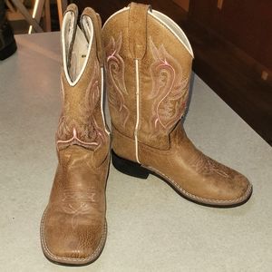 Shyanne Girls Cowboy boots -size 2 (3.5)